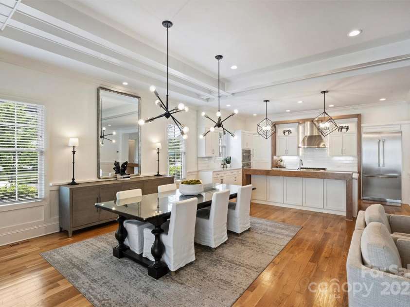 3242 Maymont Place, Charlotte, NC 28205.  MLS# CAR4250123, YatesRealty ID 9990. 