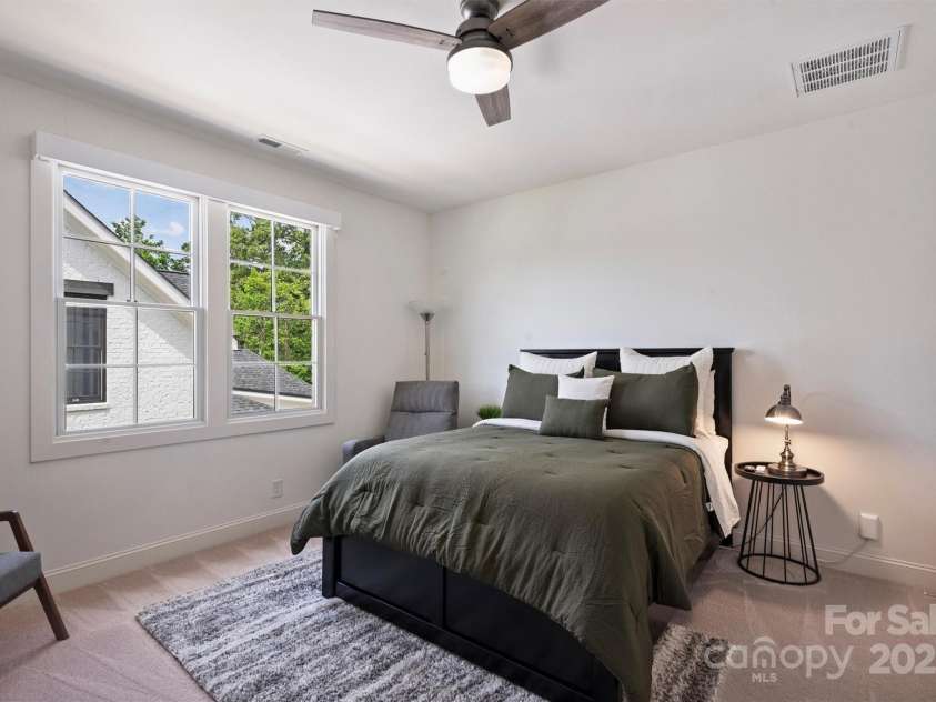 3242 Maymont Place, Charlotte, NC 28205.  MLS# CAR4250123, YatesRealty ID 9990. 