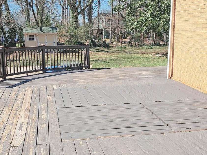 333 7th Street, Hickory, NC 28601.  MLS# CAR4227043, YatesRealty ID 9993. 