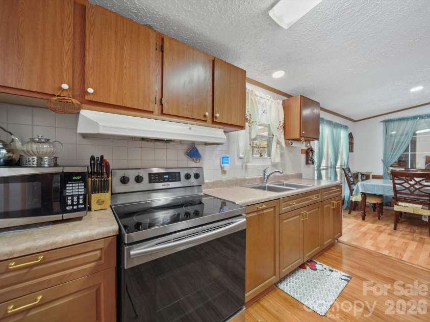 130 Benton Road, Kings Mountain, NC 28086.  MLS# CAR4346725, YatesRealty ID 9995. 