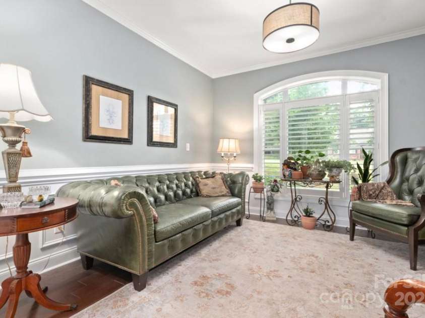 206 Oxford Place Drive, Fort Mill, SC 29715.  MLS# CAR4248553, YatesRealty ID 9999. 